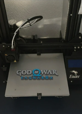 Logo God of War Ragnarök impreso 3D