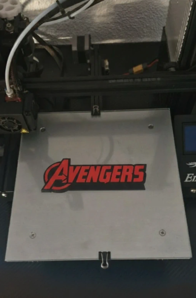 Logo Avengers Impreso 3D